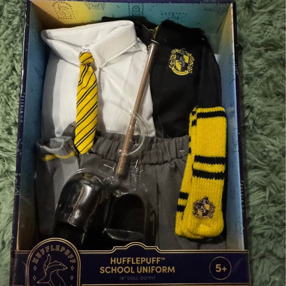NWB Harry Potter doll accessories - Picture 5 of 5